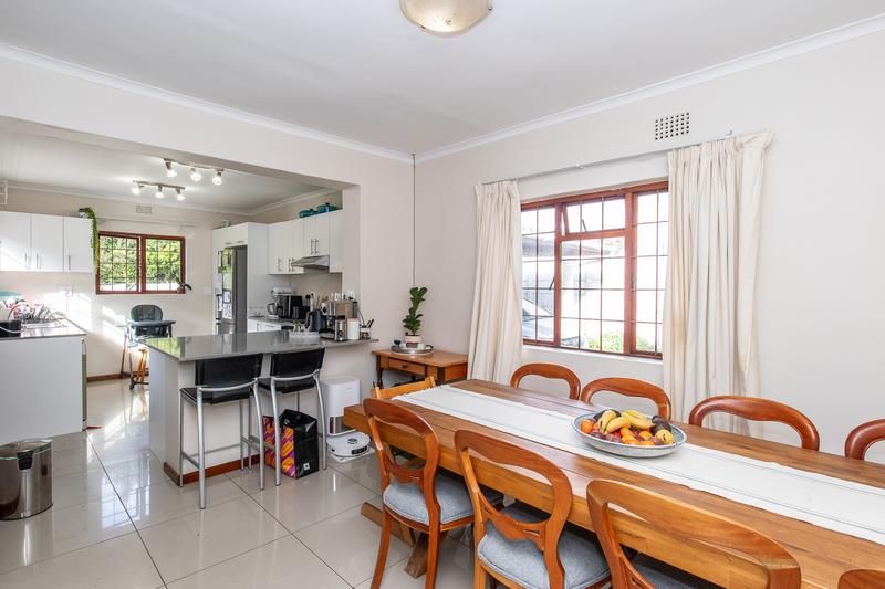 To Let 3 Bedroom Property for Rent in Meadowridge Western Cape